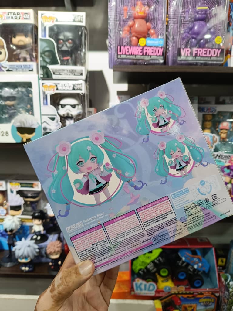 HATSUNE MIKU