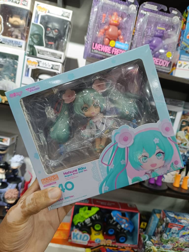 HATSUNE MIKU